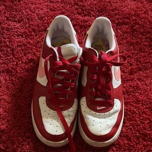 Nike Red and White Athletic Shoes Retro Style